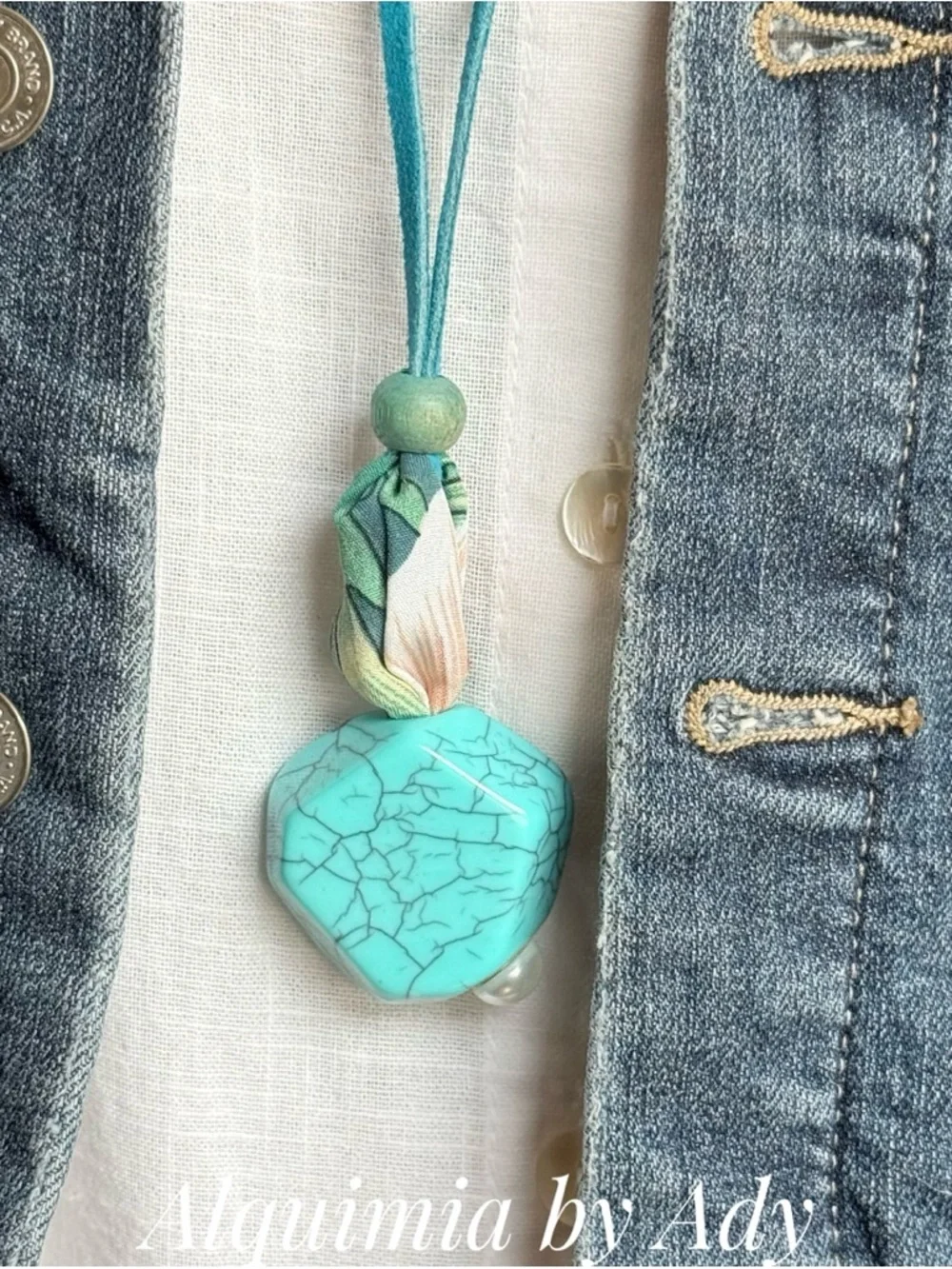 Acrylic Turquoise Blue Veined Stone Pendant Necklace BRUTALIST